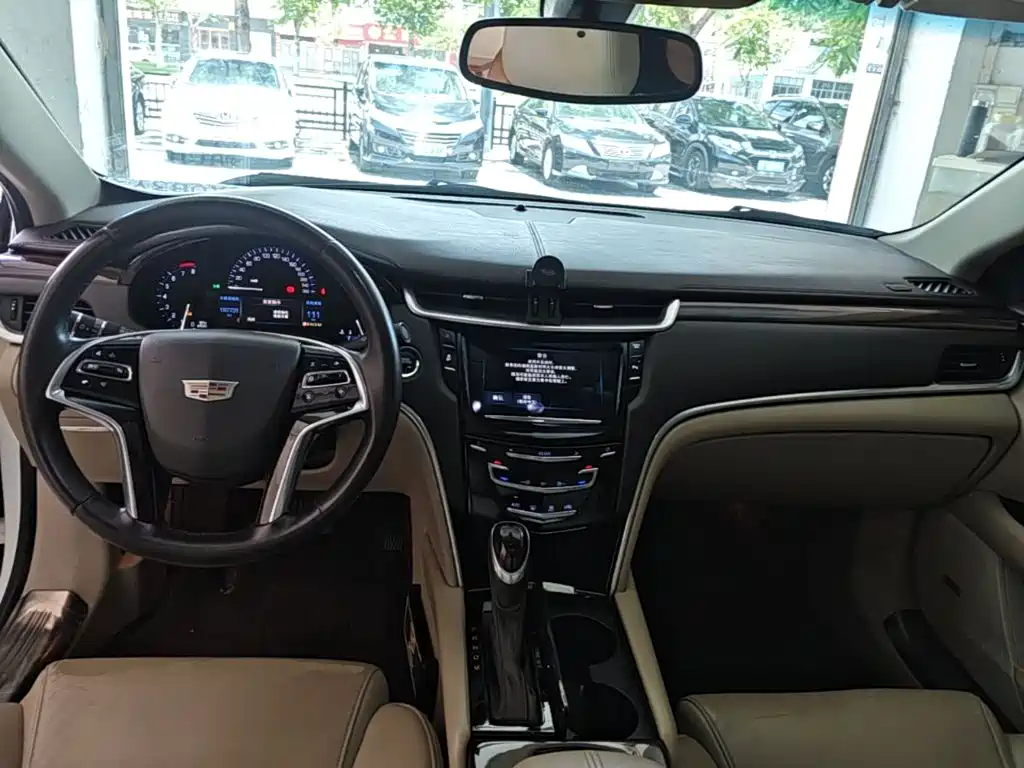 Photo 10 - Cadillac XTS