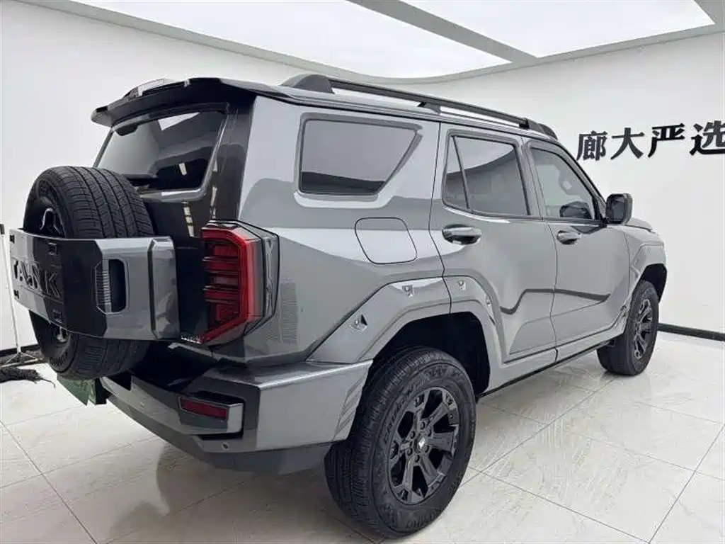 TANK TANK 400 NEW ENERGY