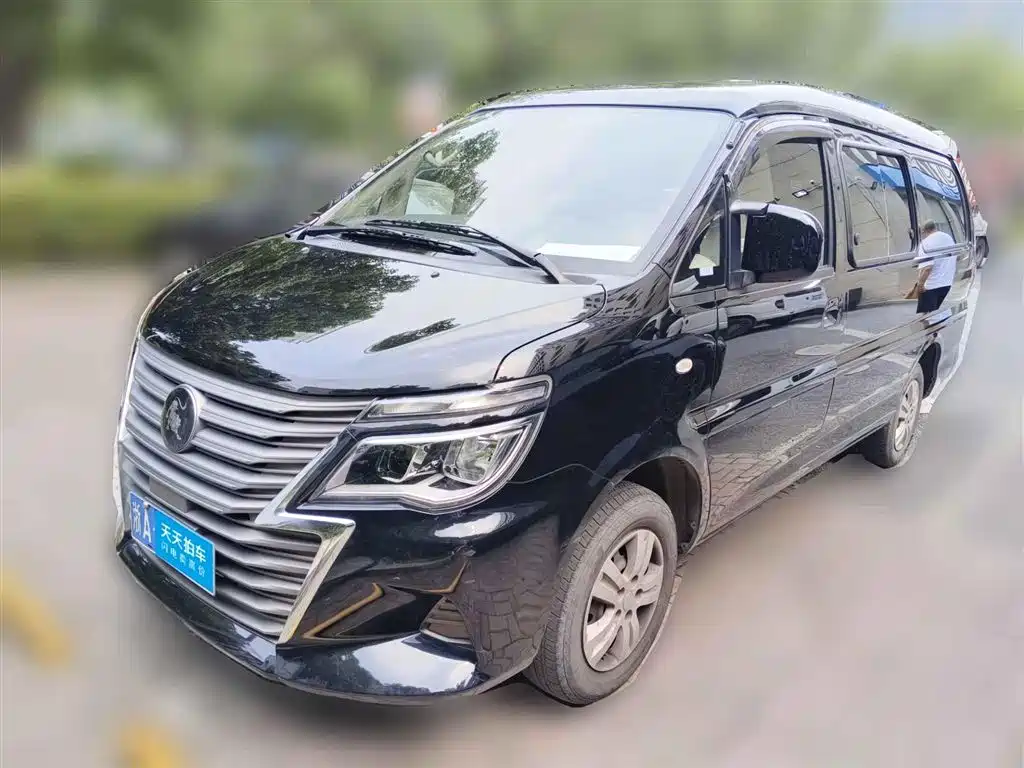 Dongfeng Fengxing Lingzhi 2023 M5L 1.6L Basic 7-seater