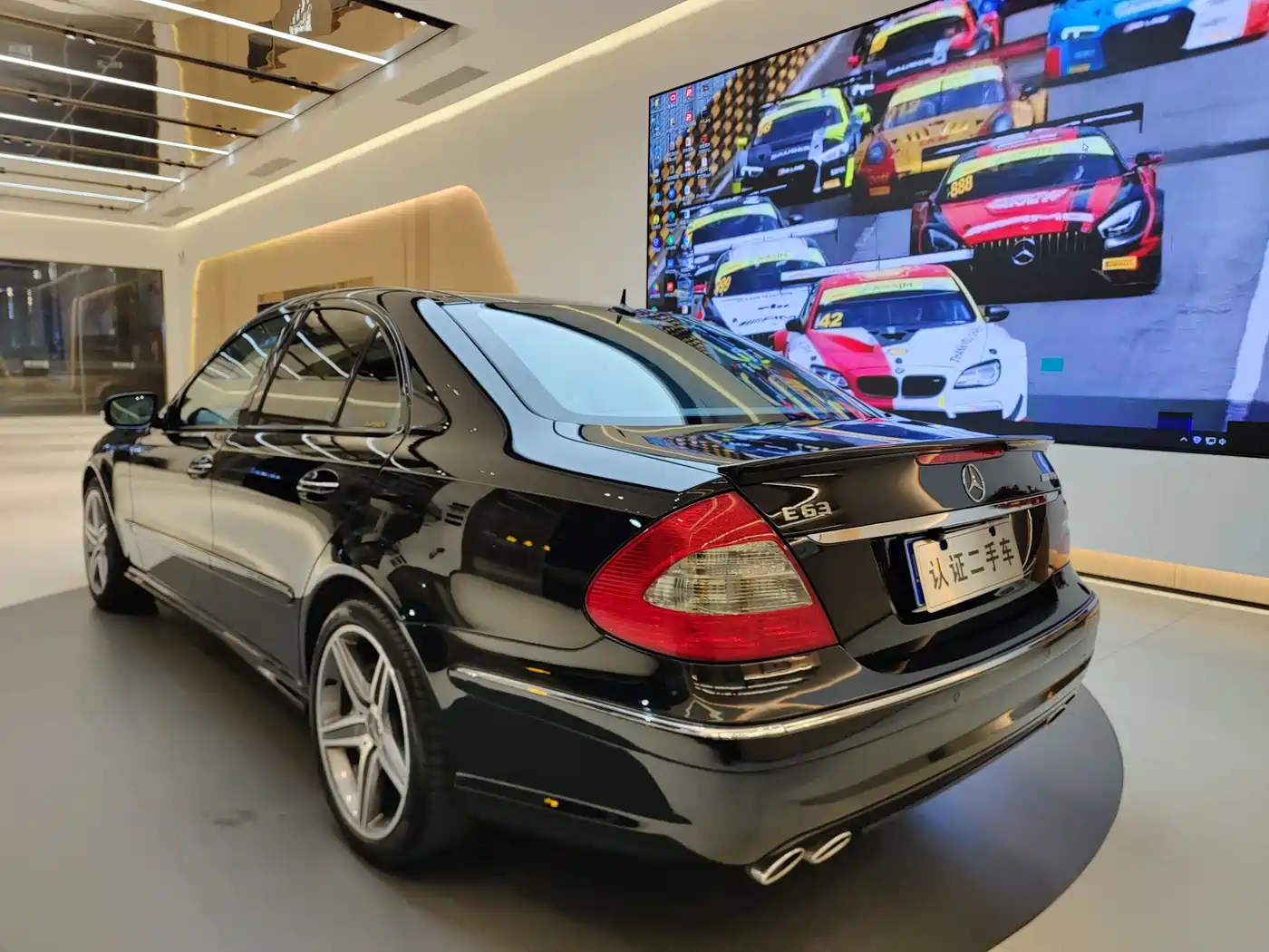 Mercedes-Benz E-Class 2008 Model E 280 Personality Sport Edition фото 4