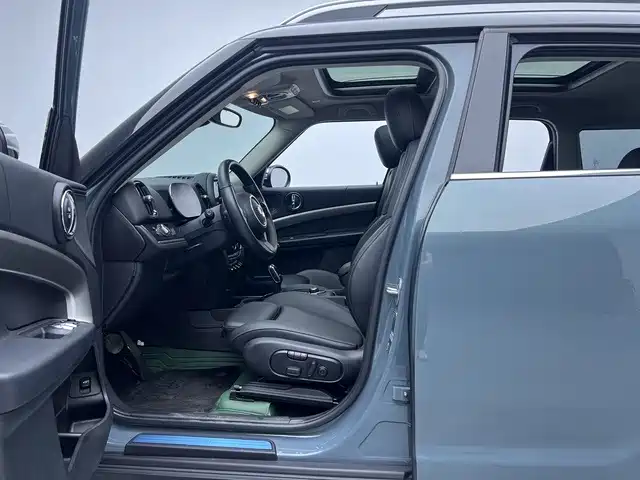 MINI COUNTRYMAN 2022 2023 Facelift 1.5T COOPER Connoisseur