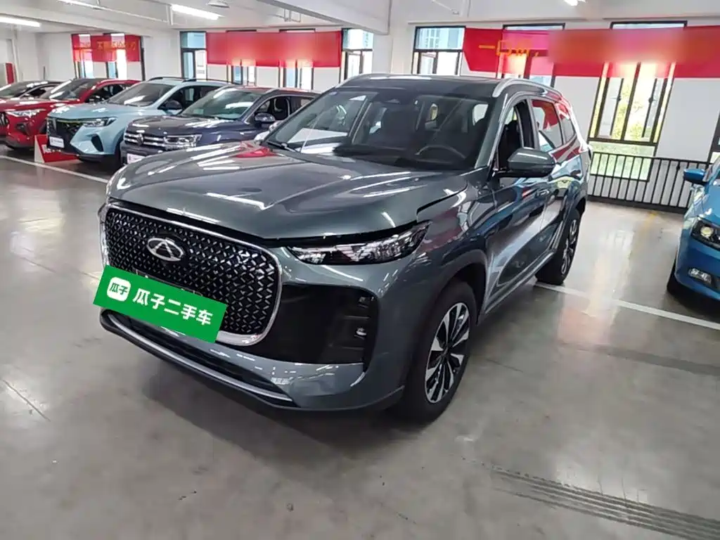 Chery Tiggo 8 PLUS 2026 2025 290TGDI DCT Luxury 5-seater