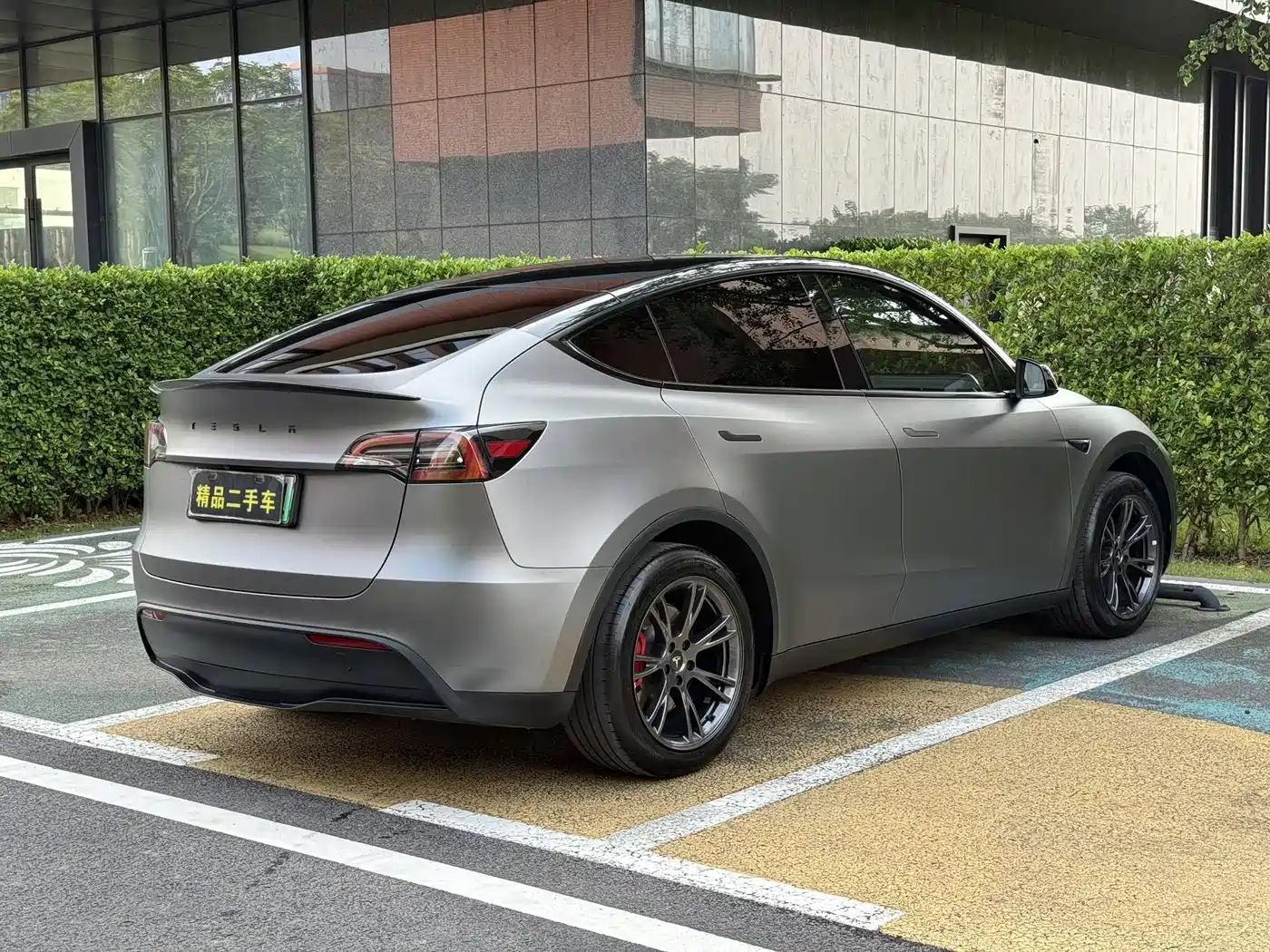 Фото 15 - Tesla Model Y