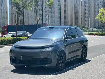 Li Auto L8