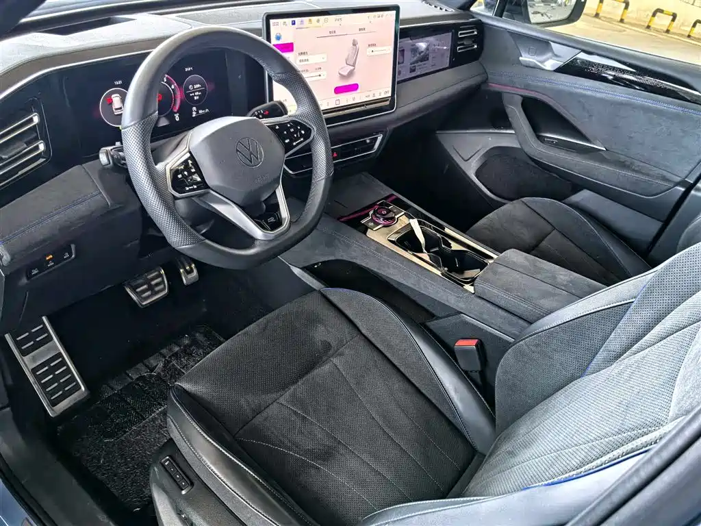 Volkswagen Tiguan L 2024 PRO 380TSI 4WD R-Line Premium Edition фото 2