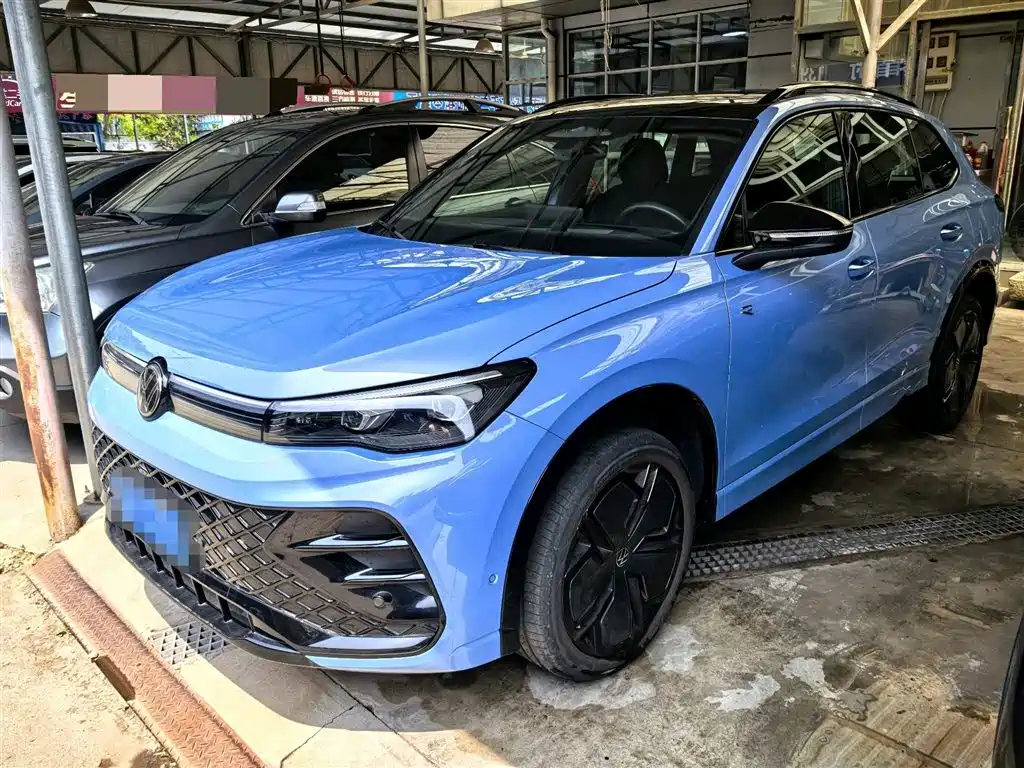 Volkswagen Tiguan L 2024 PRO 380TSI 4WD R-Line Premium Edition