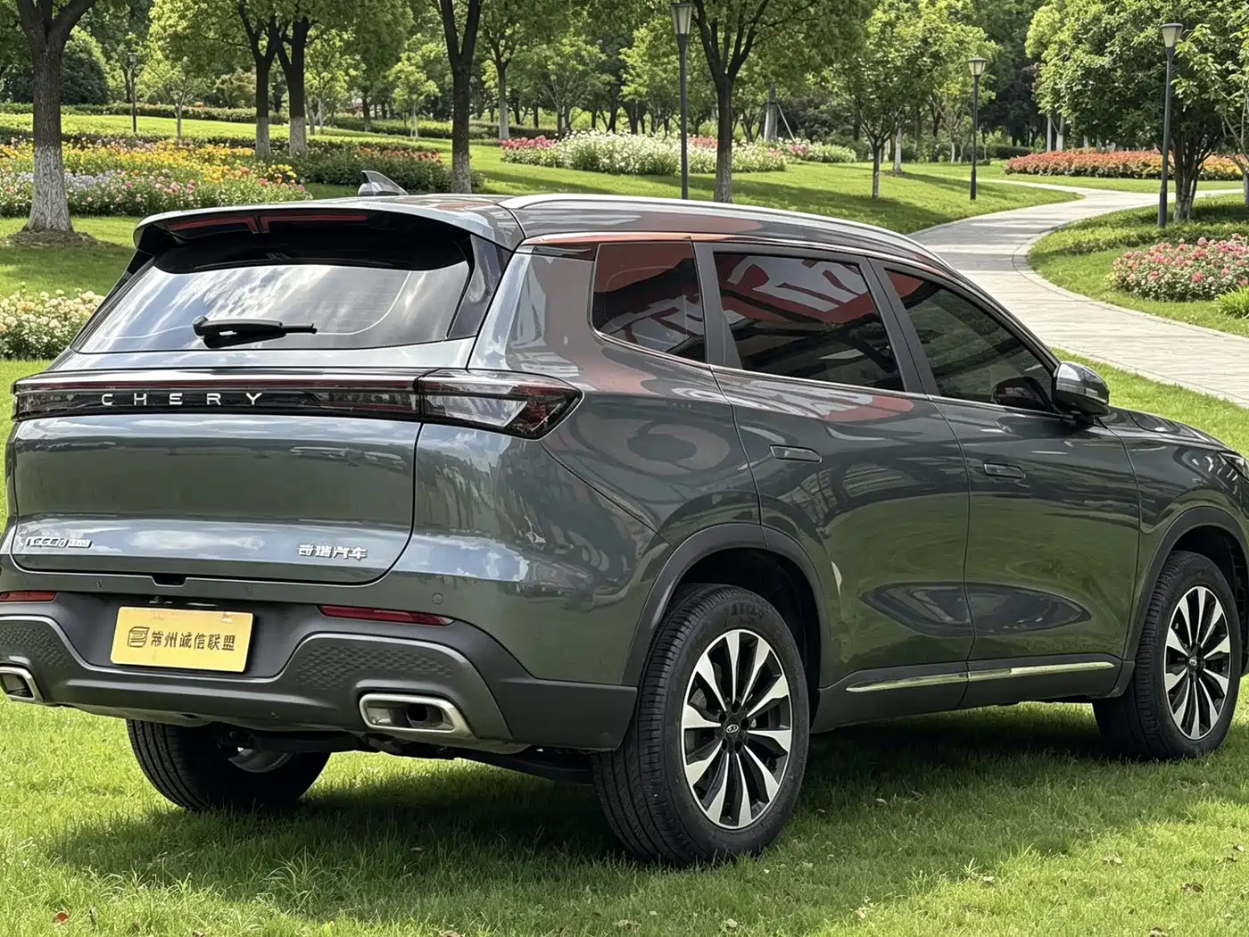 Chery Tiggo 8 PLUS 2024 2025 290TGDI DCT Premium 5-seater