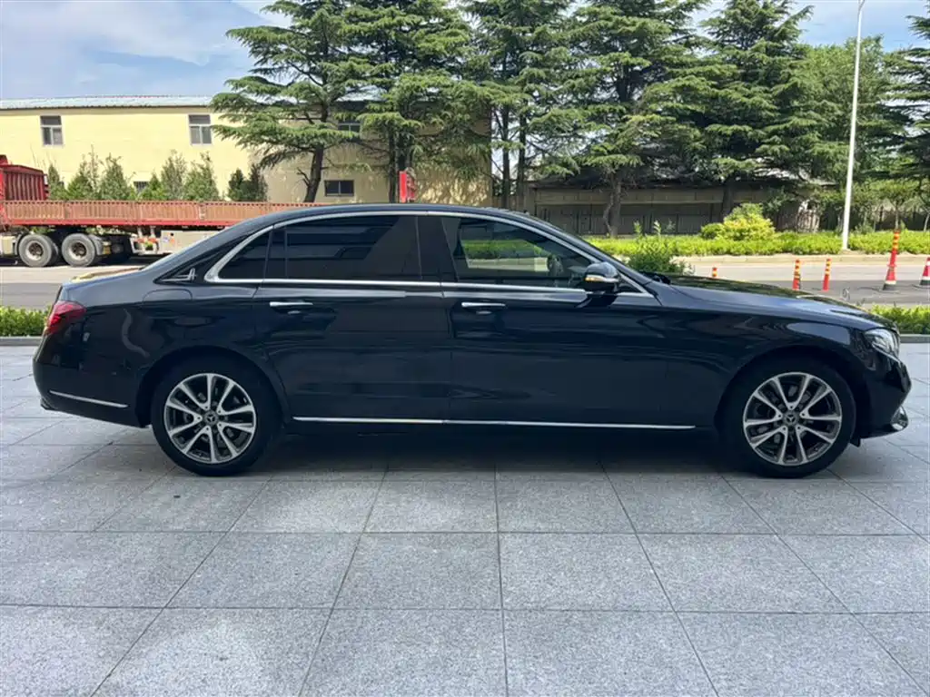 Mercedes-Benz E-Class 2018 Facelift E 200 L фото 10