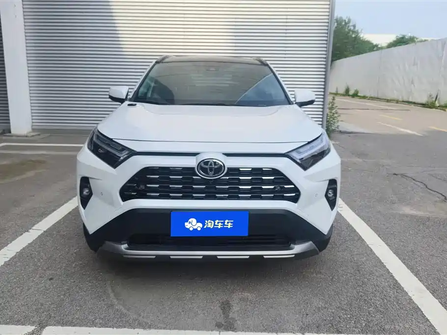 Toyota RAV4 Rongfang 2024 2.0L CVT FWD Style Plus Edition фото 2
