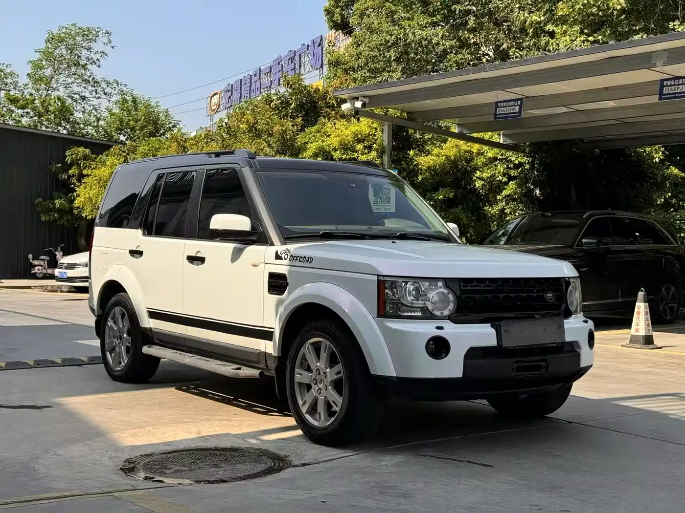Land Rover Discovery 2010 3.0TDV6 HSE Diesel фото 3