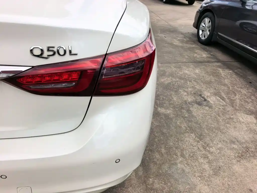 Infiniti Q50L 2019 2018 2.0T Comfort (China VI)