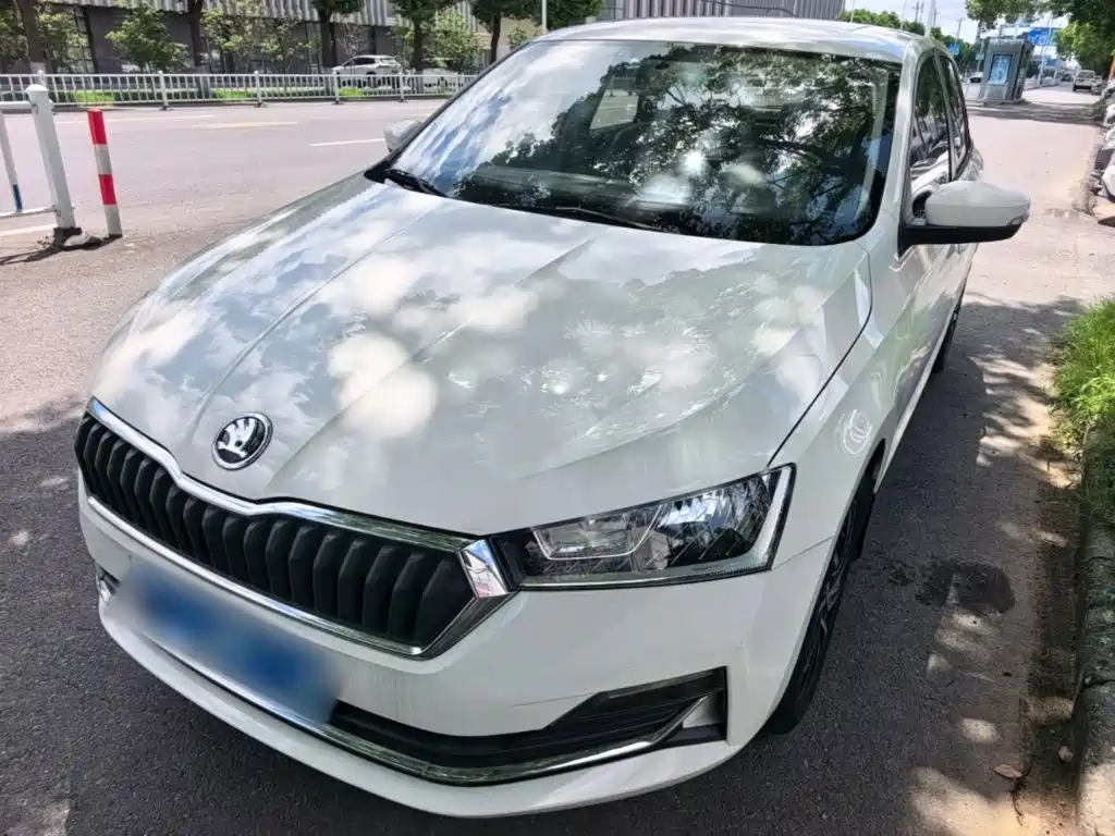 صورة 1 - Škoda Skoda Rapid Spaceback