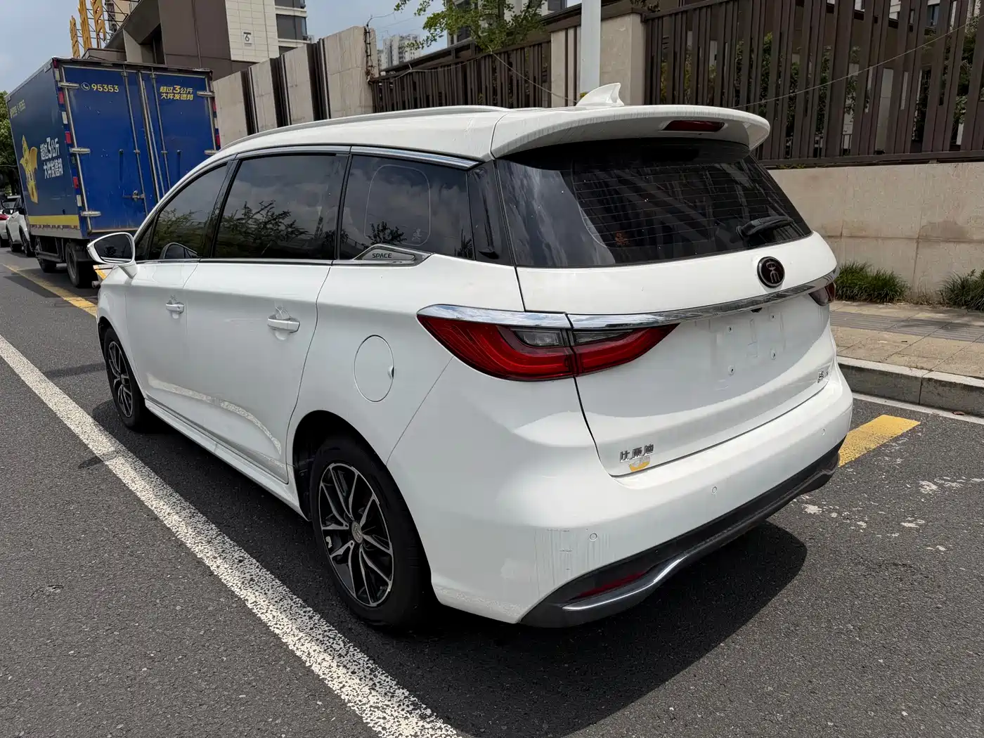 BYD Song MAX 2017 2017 1.5T Auto Smart Elite 7-Seater