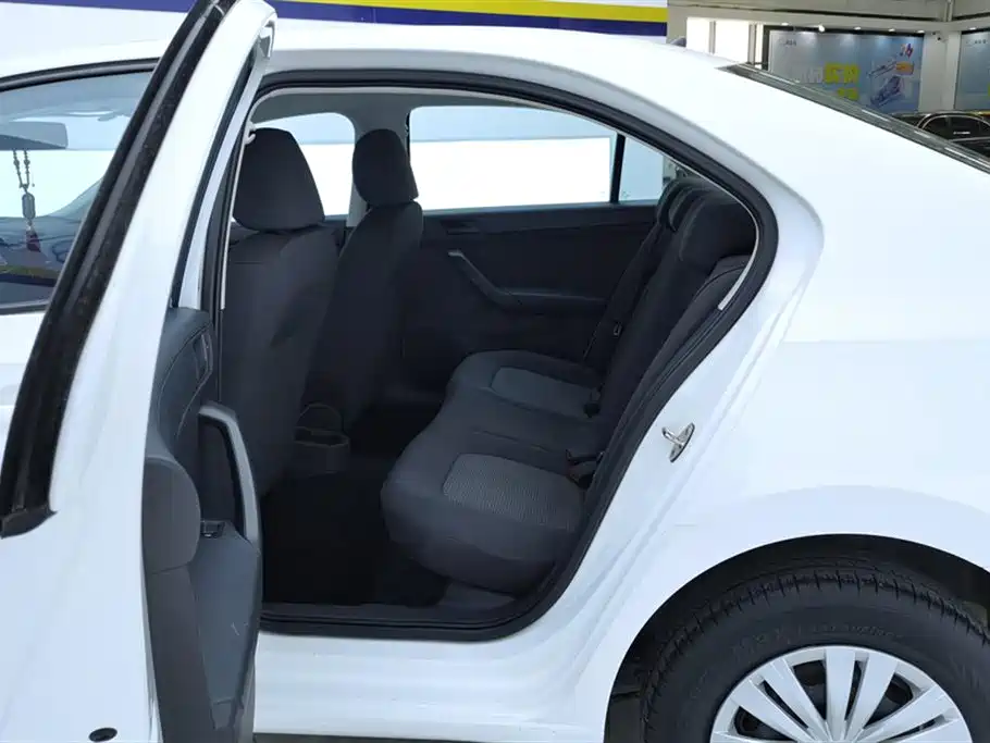 Volkswagen Santana 2021 1.5L Manual Trend Edition фото 11