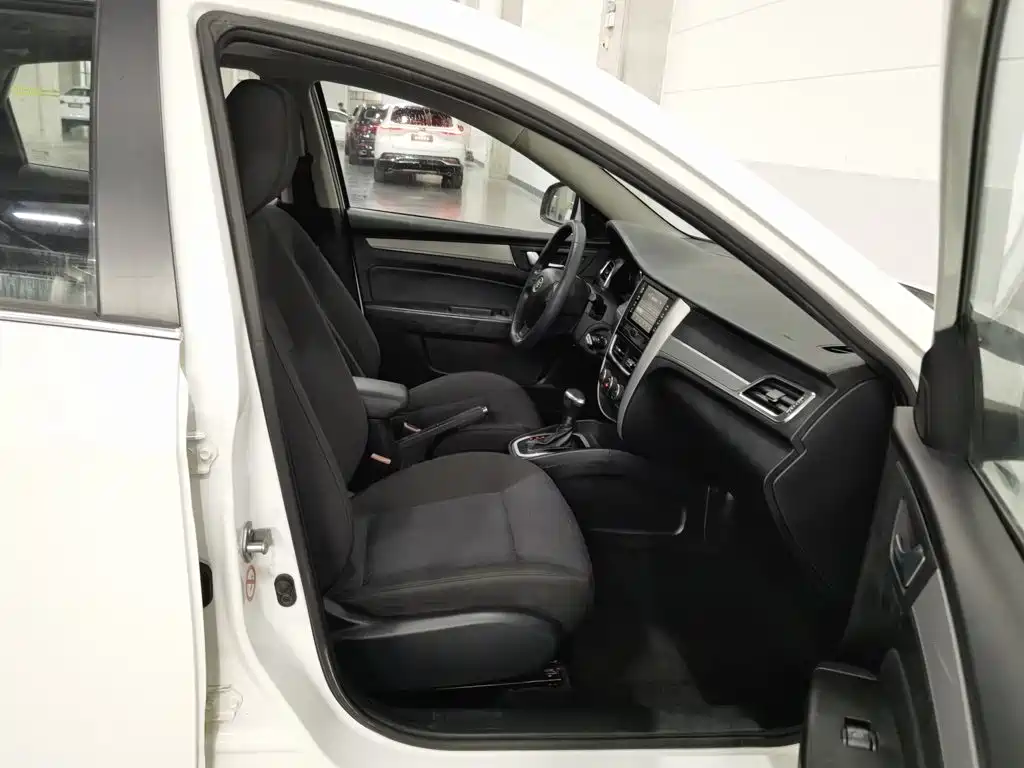 Besturn B30 2016 2016 1.6L Automatic Luxury