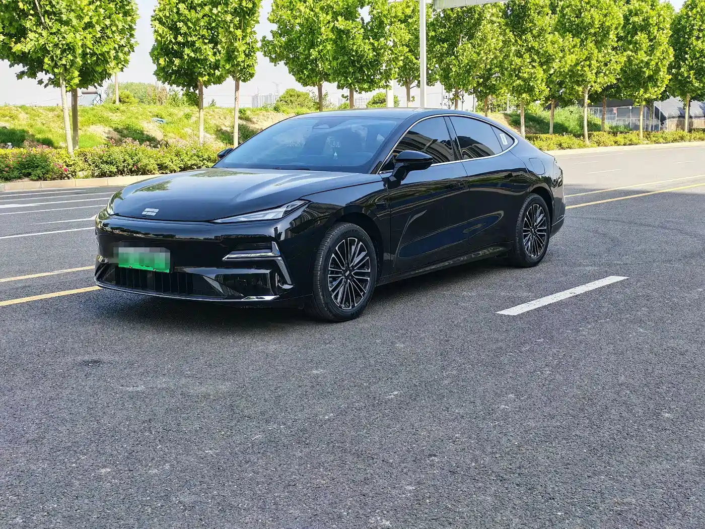 Geely Galaxy Galaxy Xingyao 8 2025 Model 130km EM-i Flagship Edition