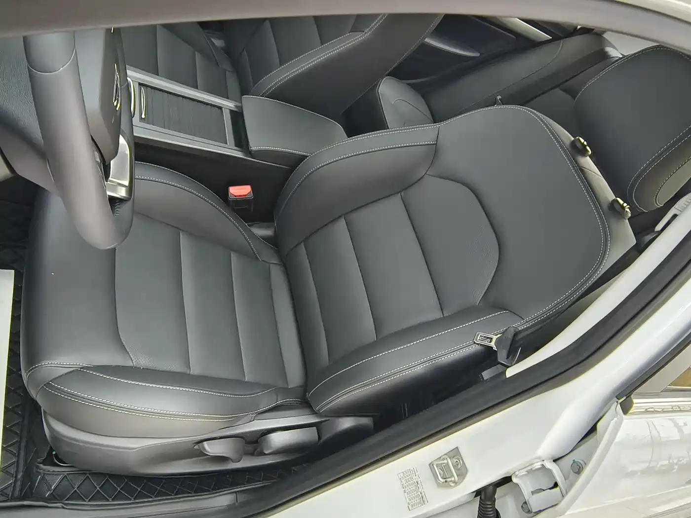 GEELY AUTOMOBILE EMGRAND