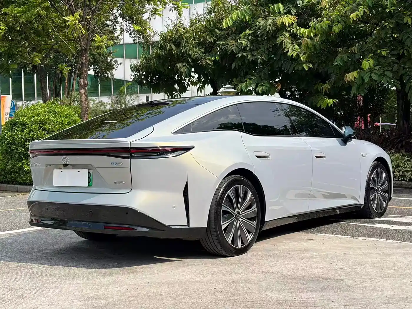Toyota bZ7 2026 2026 Model 700 Max LiDAR Edition