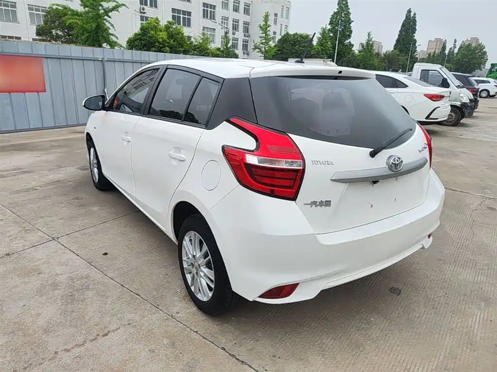 Toyota Vios FS 2017 1.5L CVT Fengchi Edition фото 5