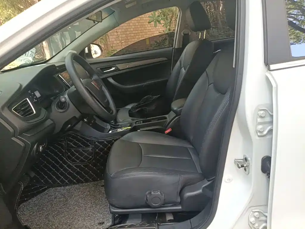 Roewe 360 2017 2017 1.5L Auto Luxury Edition