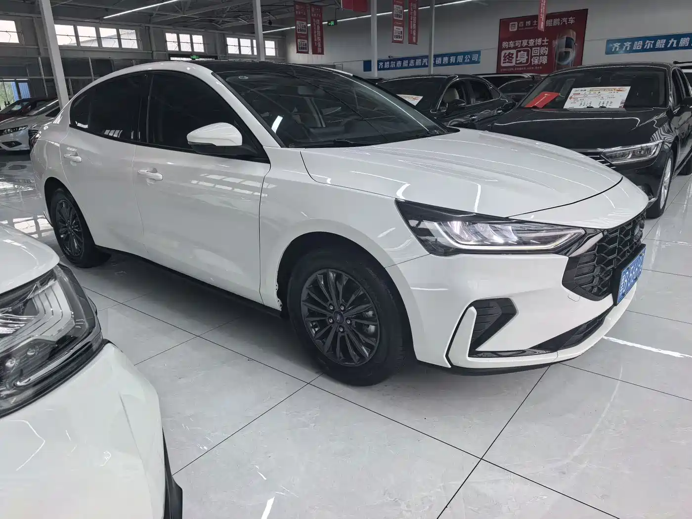 Ford Focus 2023 2022 Sedan EcoBoost 180 Auto Speed Edition