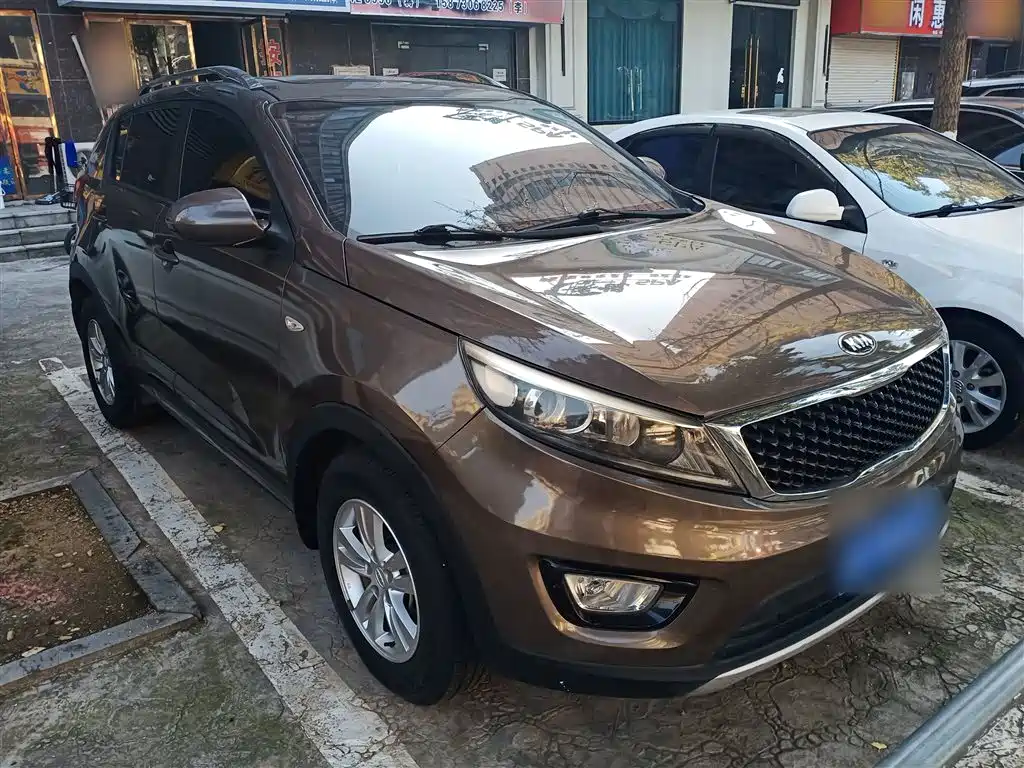 Kia Sportage 2015 2.0L Automatic 2WD GL фото 4