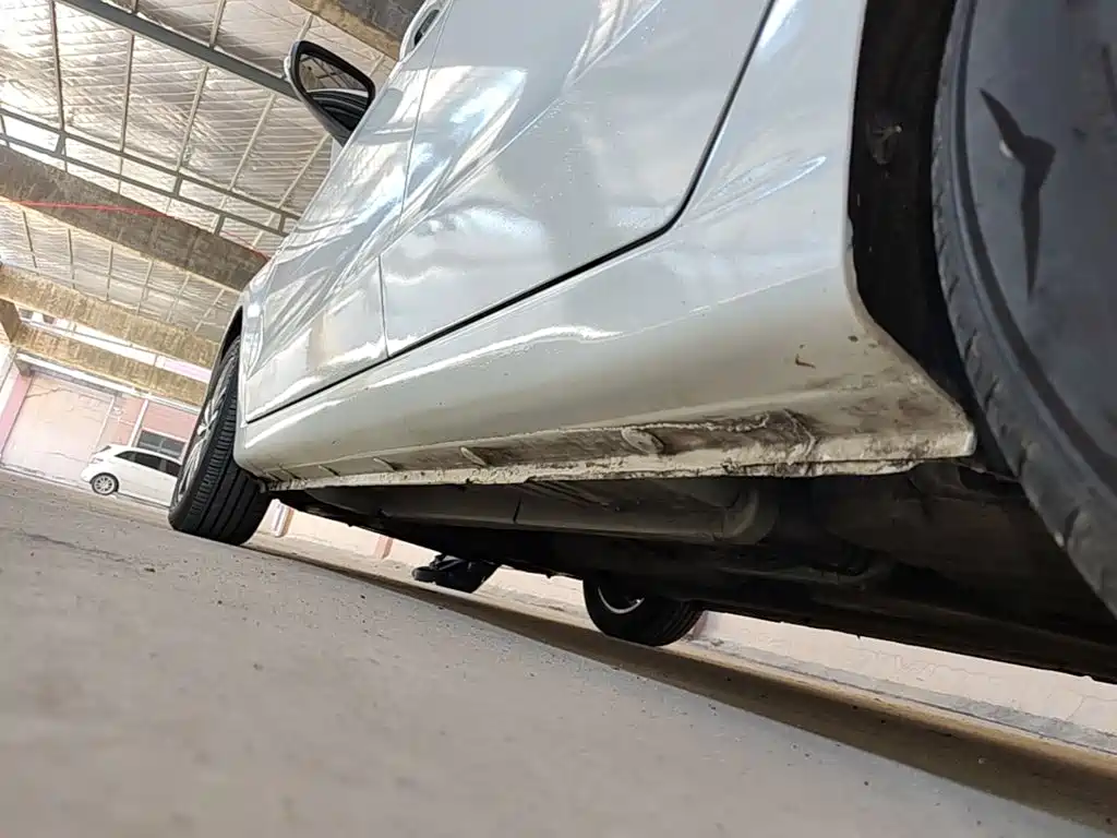 Фото 22 - Changan Eado