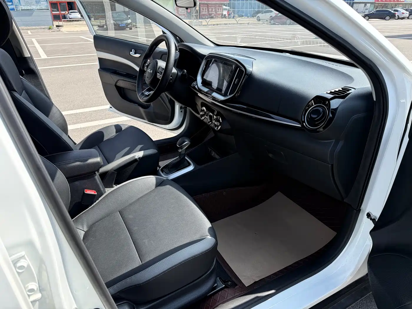 Kia KX1 2021 1.4L Automatic Fun Edition фото 10