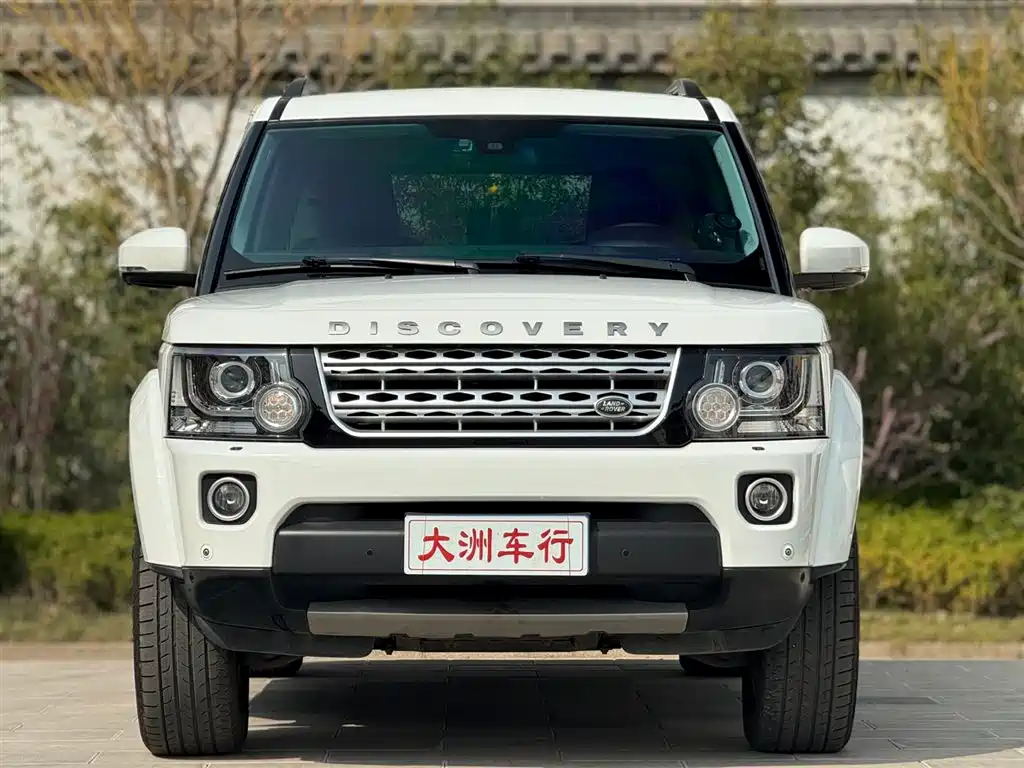 Land Rover Discovery 2015 3.0 SDV6 HSE Diesel фото 2