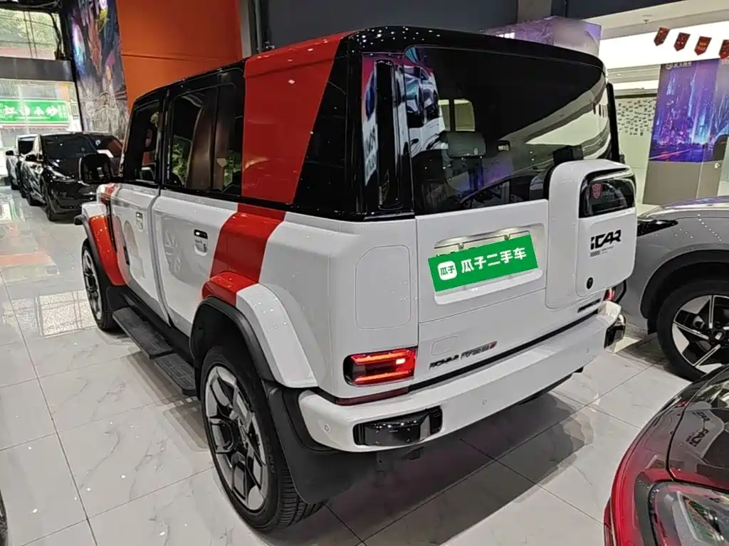 Photo 5 - iCAR V23