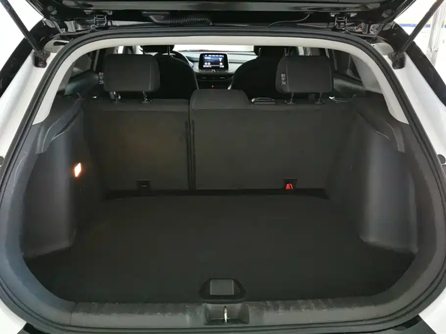 Buick Encore 2020 20T CVT Elite Model фото 4