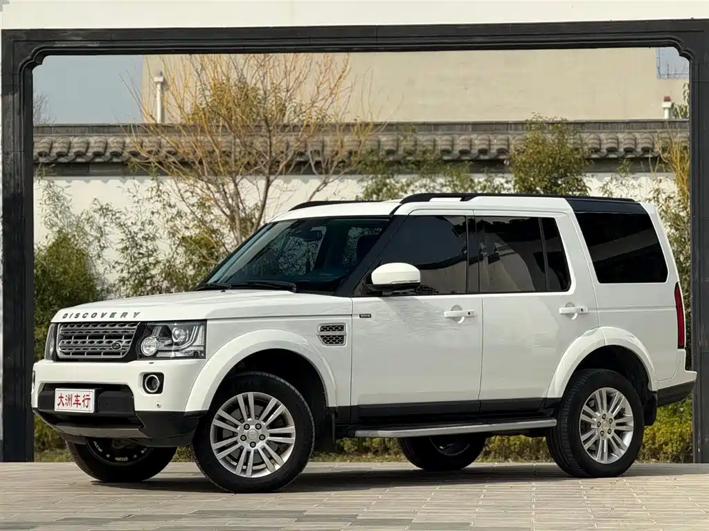 Land Rover Discovery 2015 3.0 SDV6 HSE Diesel фото 4