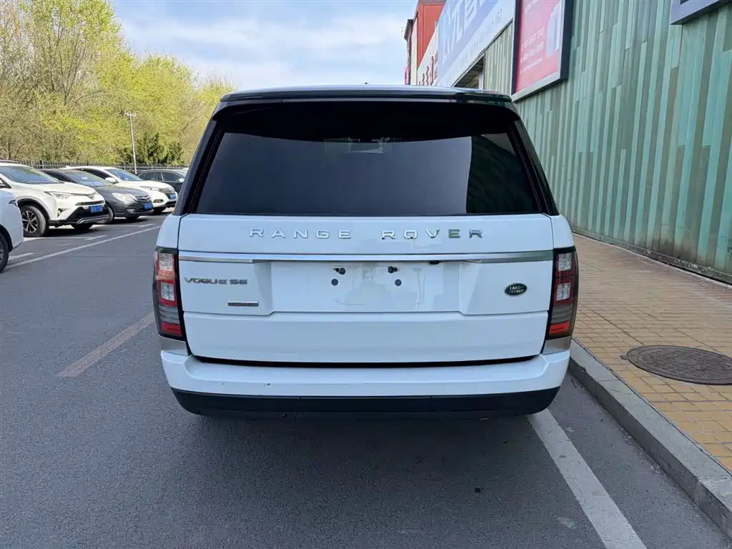 Land Rover Range Rover 2014 Facelift 3.0 SC V6 Vogue фото 14