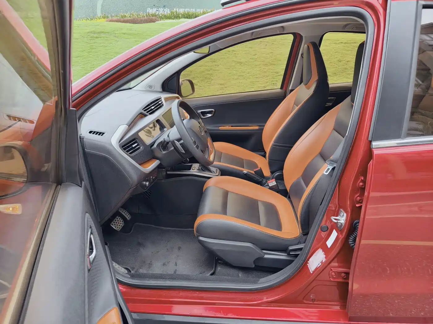 Geely Yuanjing X1 2018 2017 1.3L Auto Player Edition
