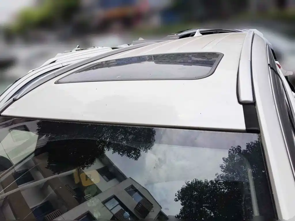 Photo 6 - Changan CS75