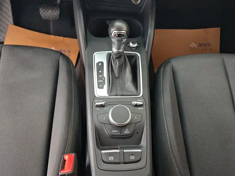 Audi Q2L 2020 35 TFSI Progressive Dynamic Model фото 16