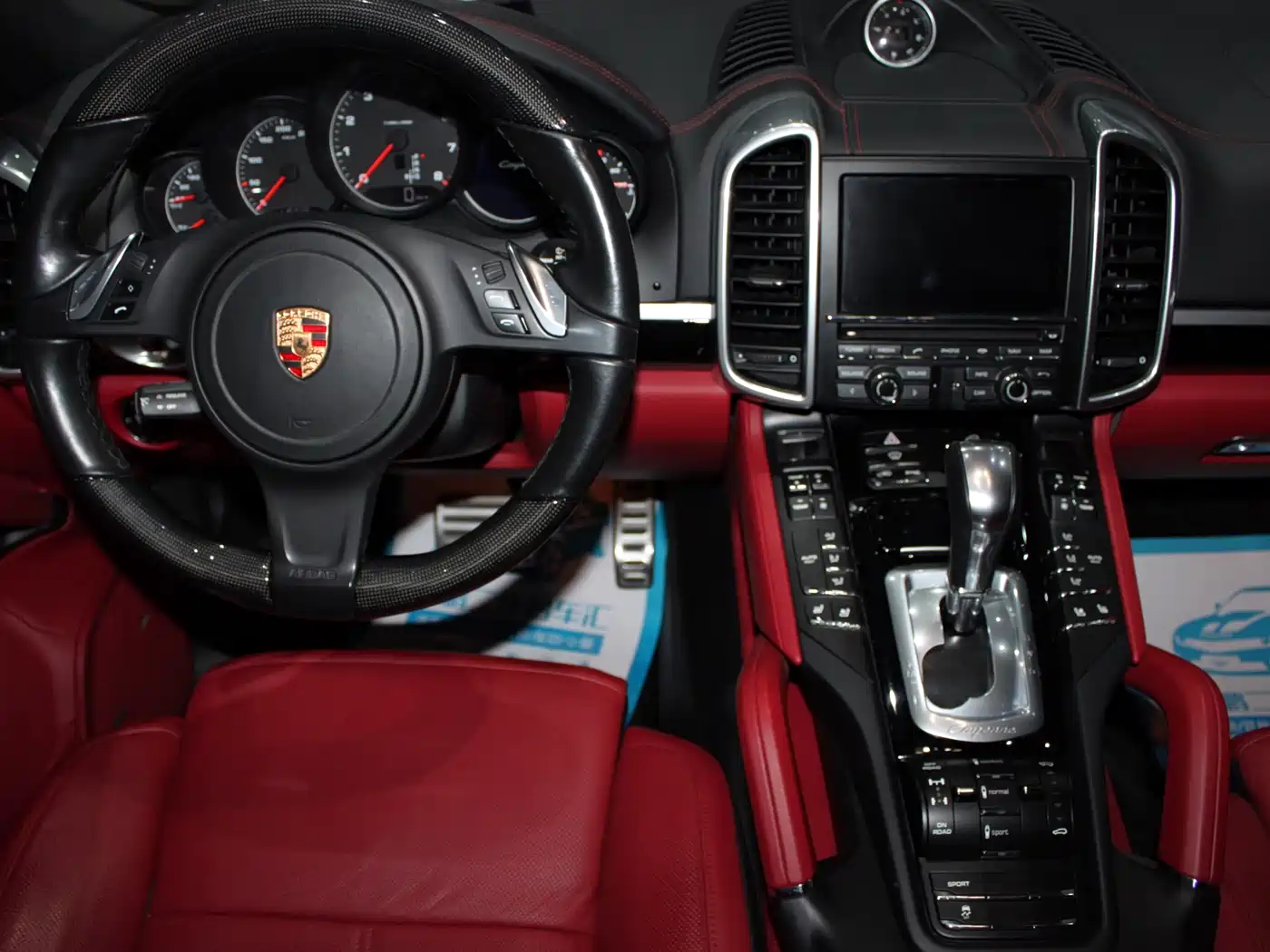 Porsche Cayenne 2014 Cayenne Platinum Edition 3.0T фото 14