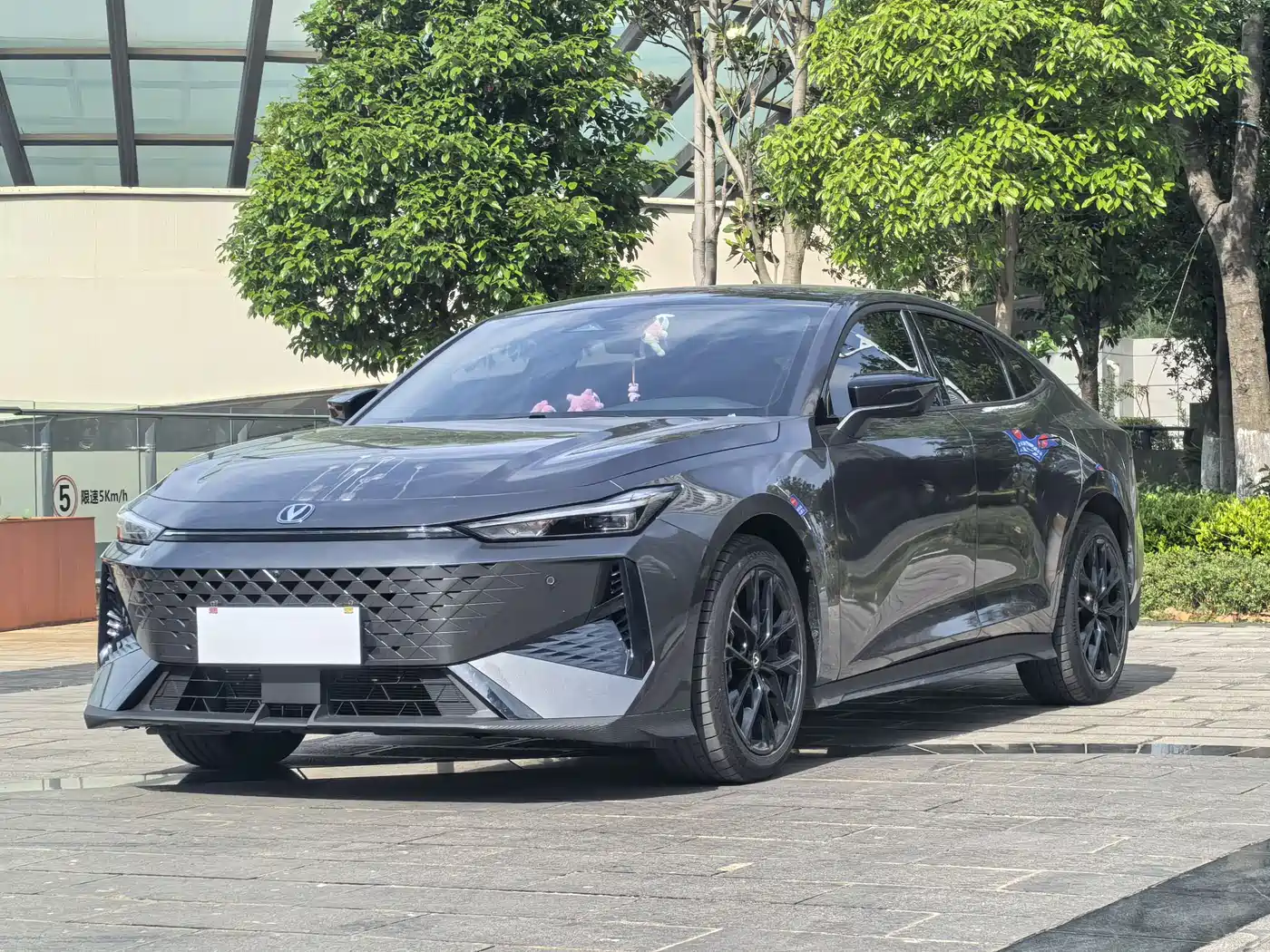 CHANGAN UNI-V