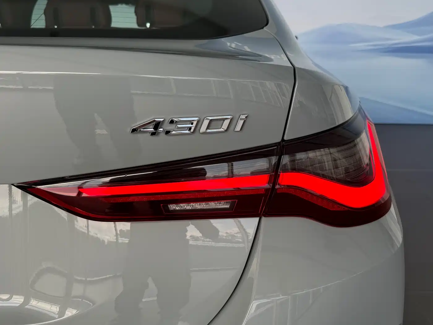 BMW 4 Series 2024 430i Gran Coupe M Sport Shadowline Package фото 6