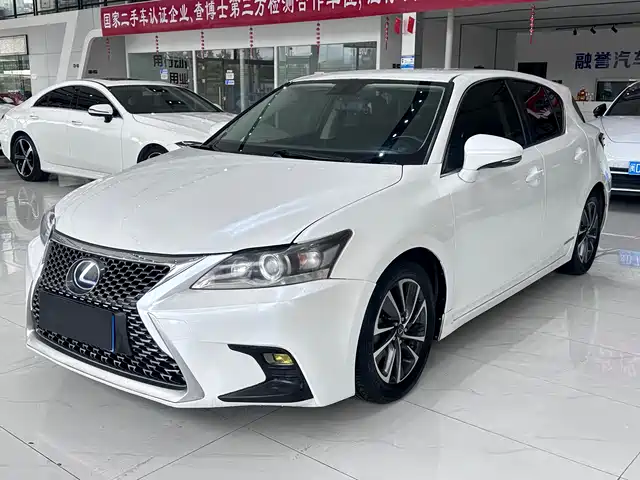  Lexus Lexus CT 2017 CT200h Elite Edition Monochrome China V