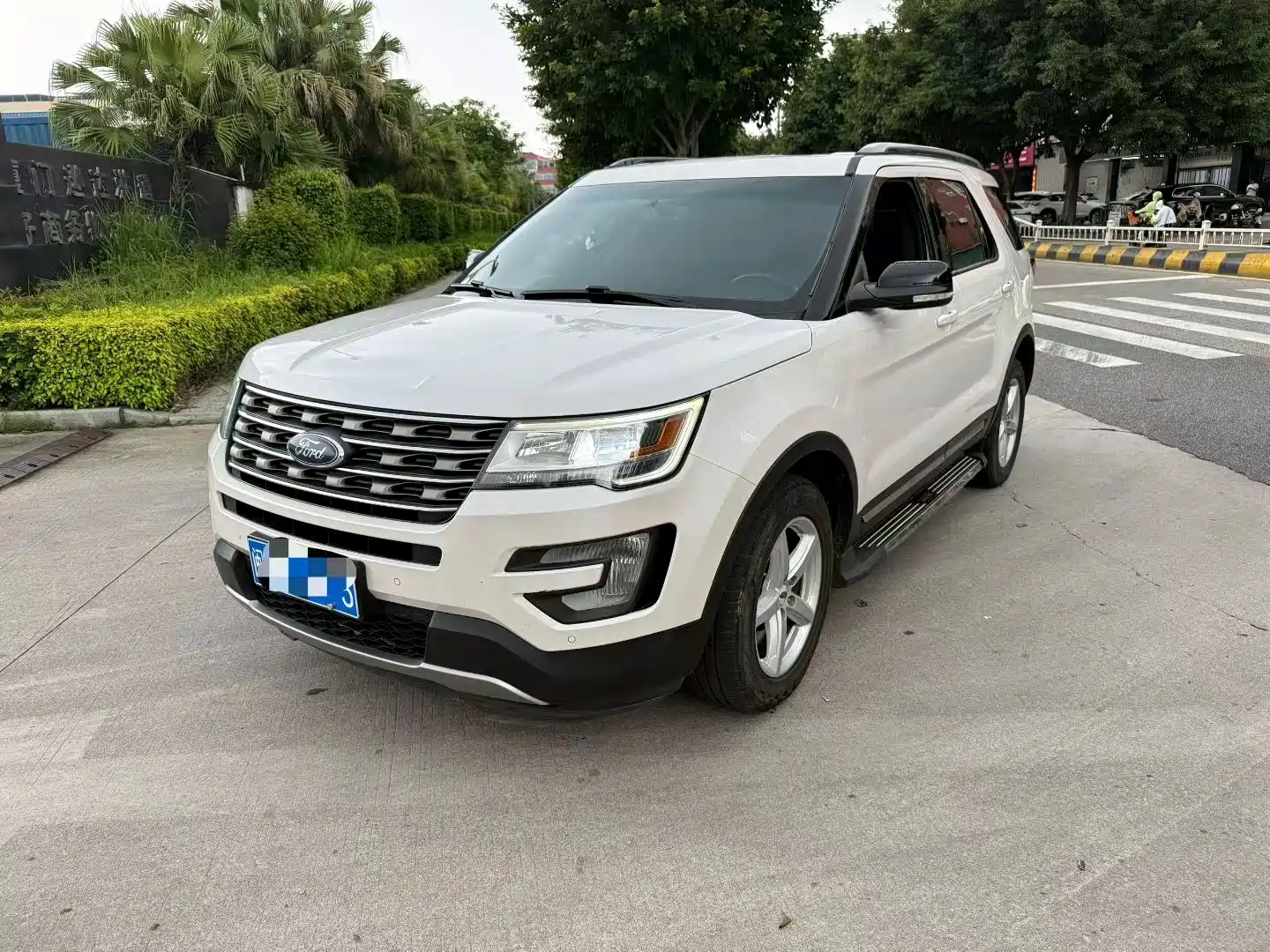 Фото 1 - Ford Explorer (Import)