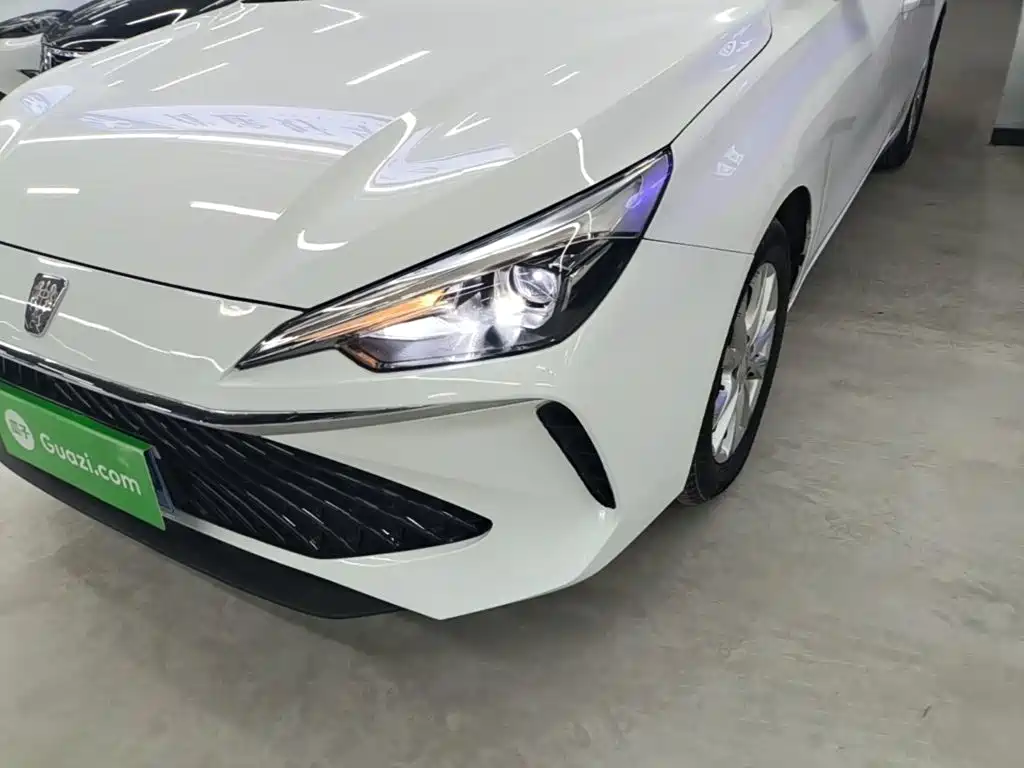 Roewe i5 2025 2023 1.5L CVT Luxury Edition