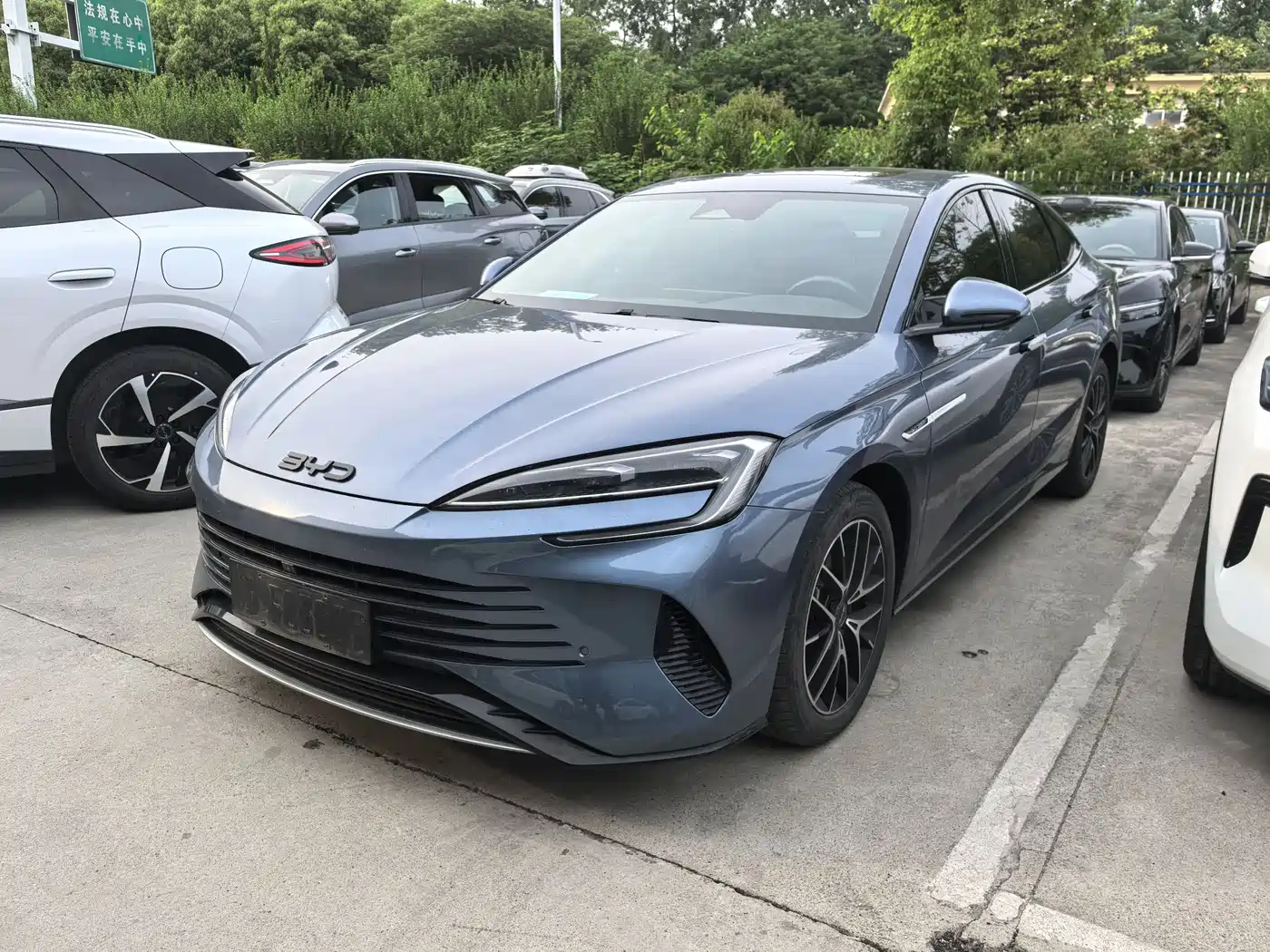 BYD Seal 2023 DM-i 1.5T 121km Premium