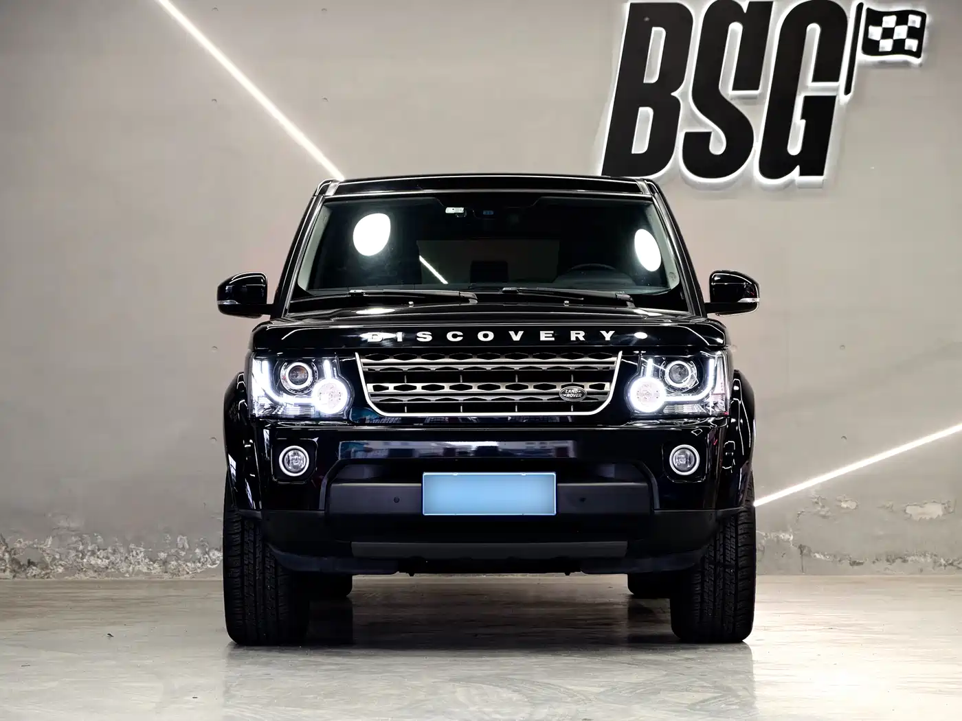 Land Rover Discovery 2015 3.0 SC V6 HSE Luxury фото 2