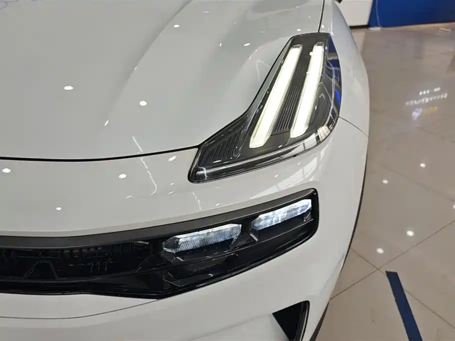 Lynk & Co 06 2023 Remix 1.5T Power Halo фото 5