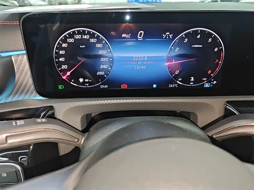 Mercedes-Benz A-Class 2023 A 200 L Fashion фото 12