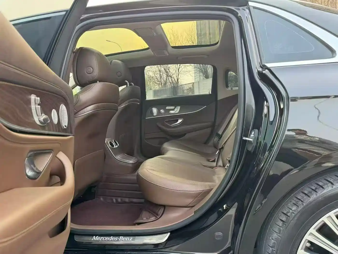 Mercedes-Benz E-Class 2021 E 300 L Luxury фото 5