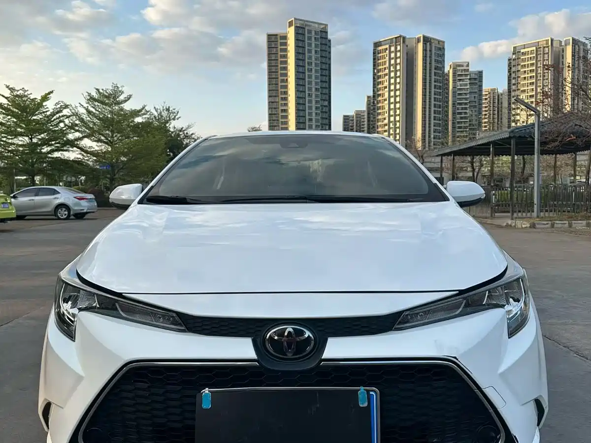 Toyota Levin 2022 185T CVT Luxury Edition фото 2