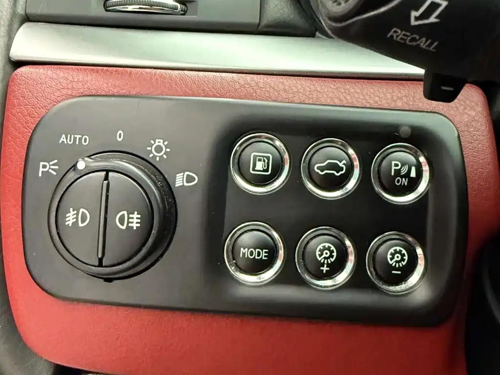 Maserati GranTurismo 2007 4.2L Standard фото 22