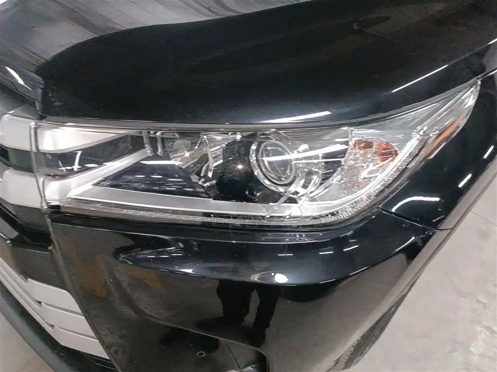 Toyota Highlander 2018 2.0T 4WD Luxury 7-seater China VI фото 19